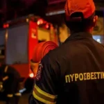 Φωτιά μέσα στη νύχτα στο Καβροχώρι: Παραπήγματα και σκουπίδια στις φλόγες