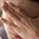Τι λύσεις υπάρχουν για τον επίμονο πονοκέφαλο