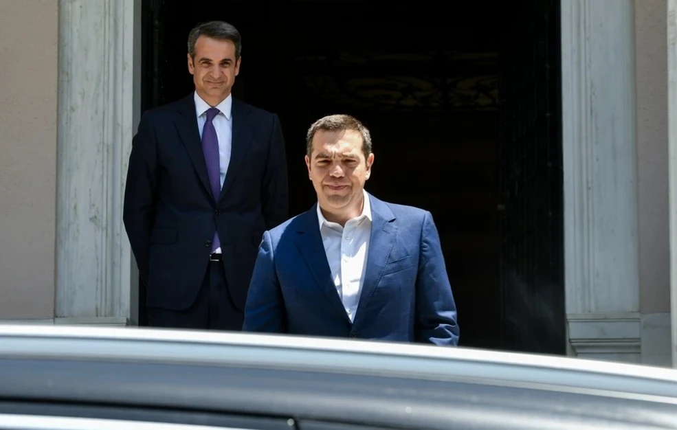 Γιατί στο Μαξίμου επιλέγουν ως βασικό αντίπαλο τον Αλέξη Τσίπρα ενόψει των εκλογών