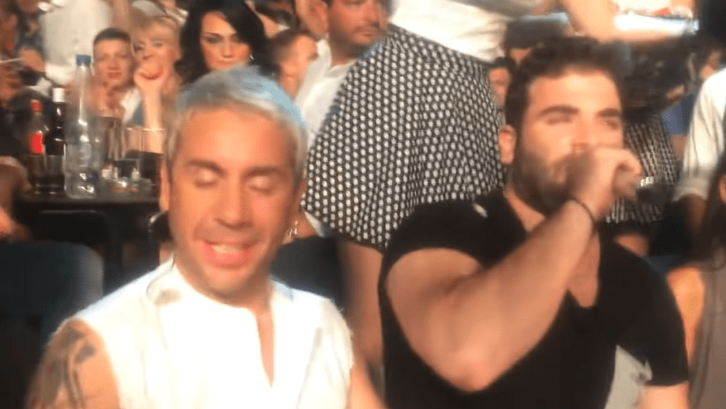 Συγκλονιστικό βίντεο: Το άγνωστο ντουέτο Μαζωνάκη - Παντελίδη